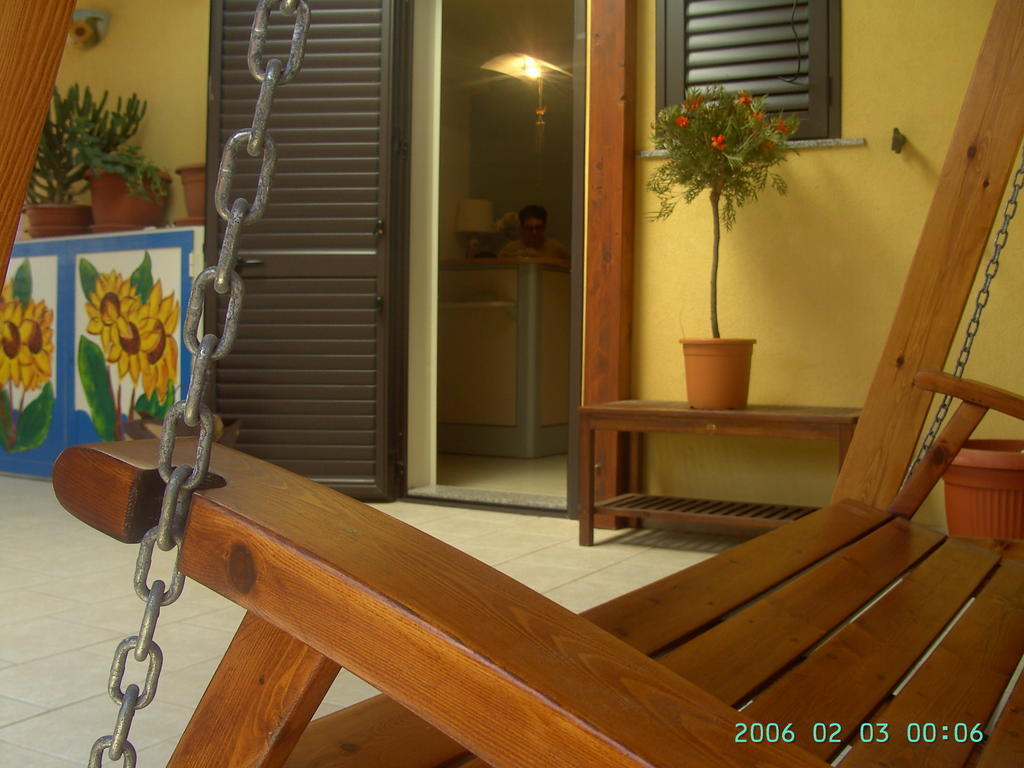 Casa Vacanze Il Giardino Dei Girasoli Marina di Ragusa Exterior photo
